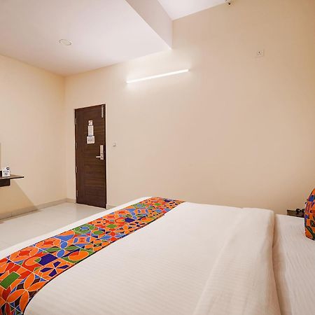 Fabhotel Leela Park Бангалор Экстерьер фото