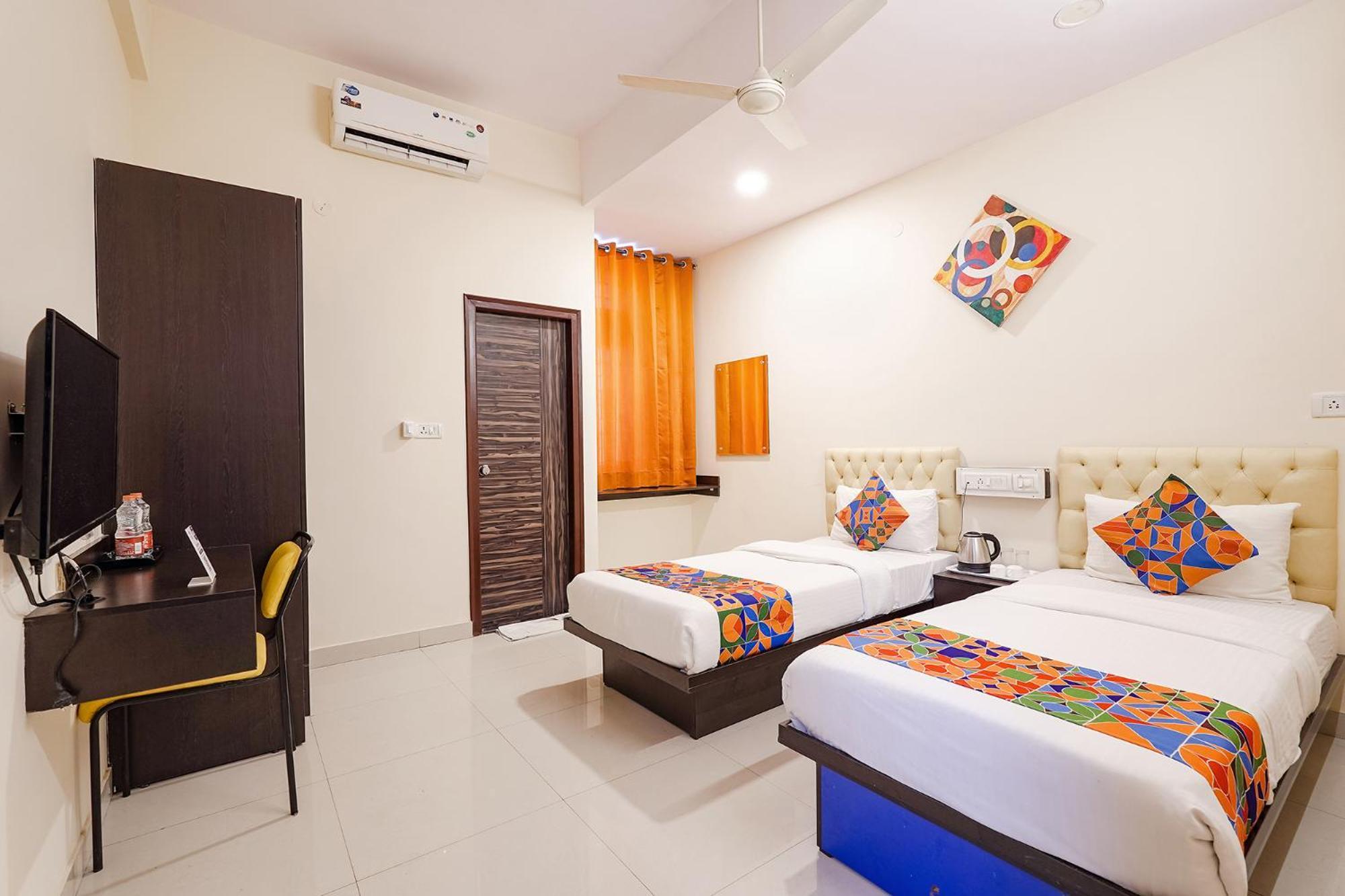 Fabhotel Leela Park Бангалор Экстерьер фото